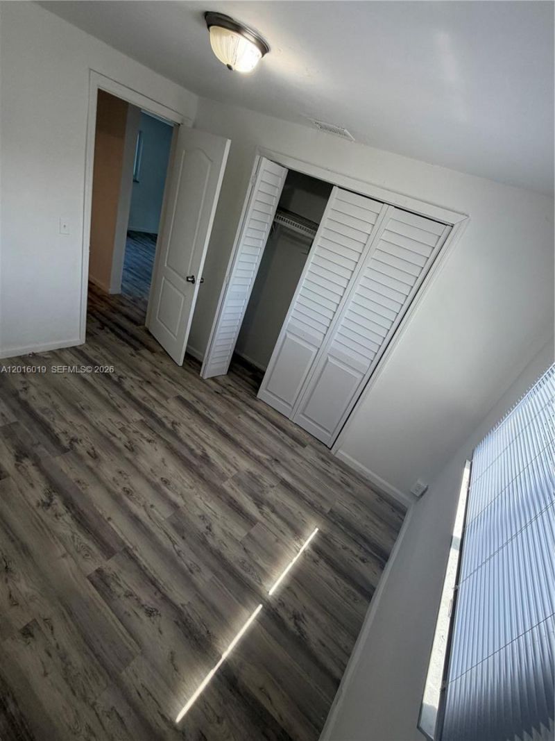 151 NW 17th Pl, Unit 3, Miami, FL 33125 Photo