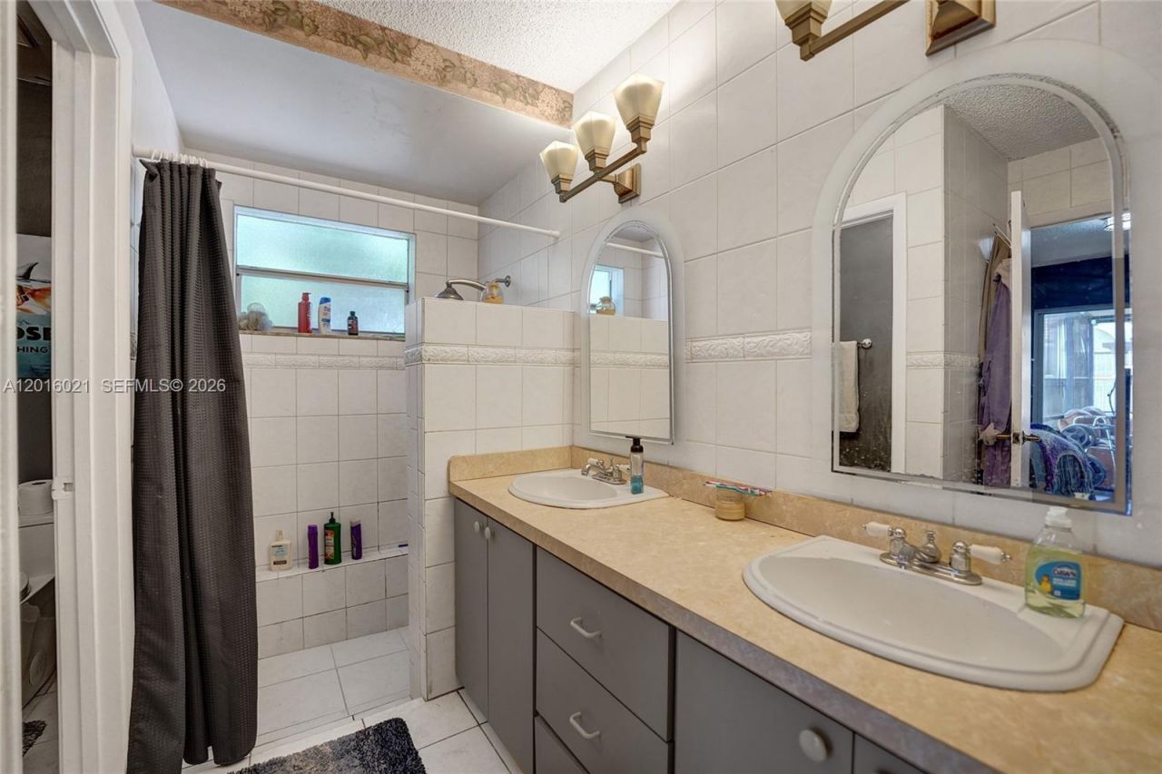 11730 NW 12th St, Pembroke Pines, FL 33026 Photo