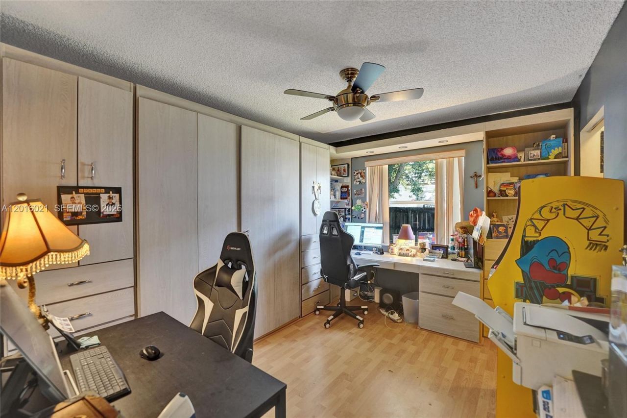 11730 NW 12th St, Pembroke Pines, FL 33026 Photo