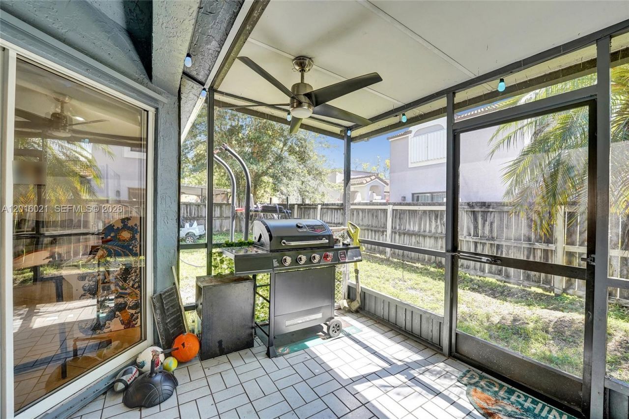 11730 NW 12th St, Pembroke Pines, FL 33026 Photo