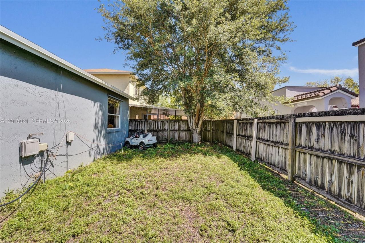 11730 NW 12th St, Pembroke Pines, FL 33026 Photo
