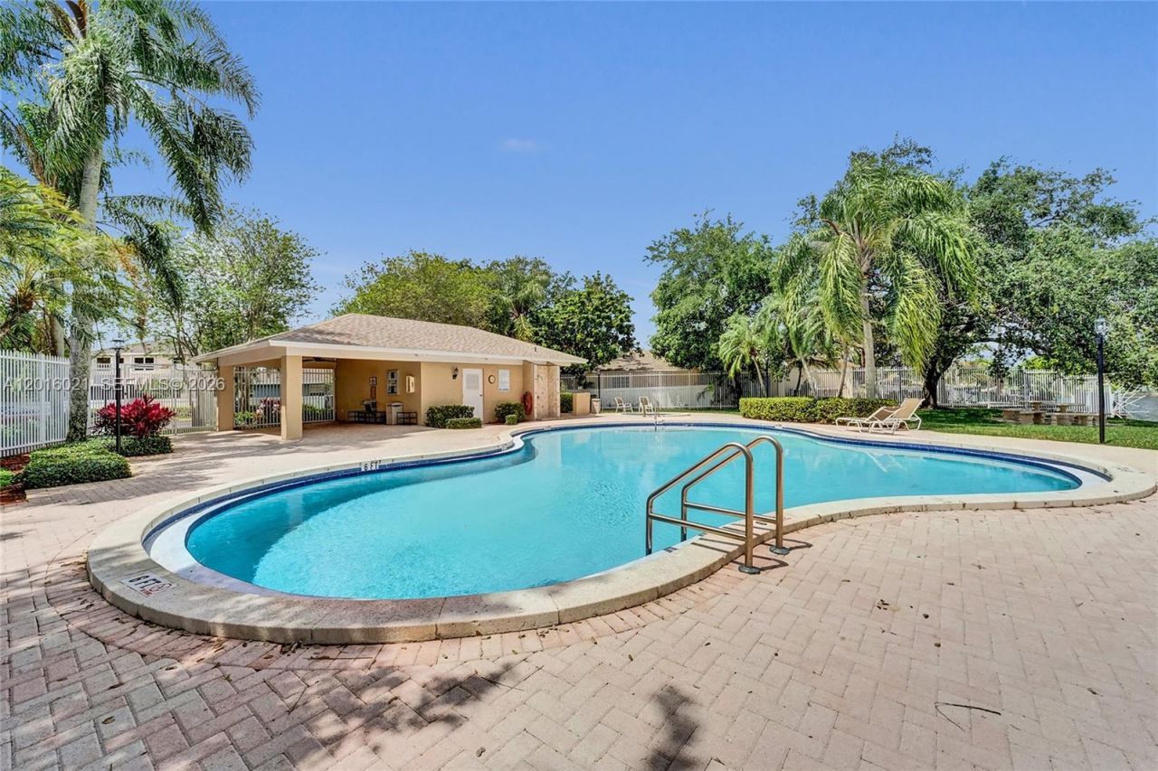 11730 NW 12th St, Pembroke Pines, FL 33026 Photo