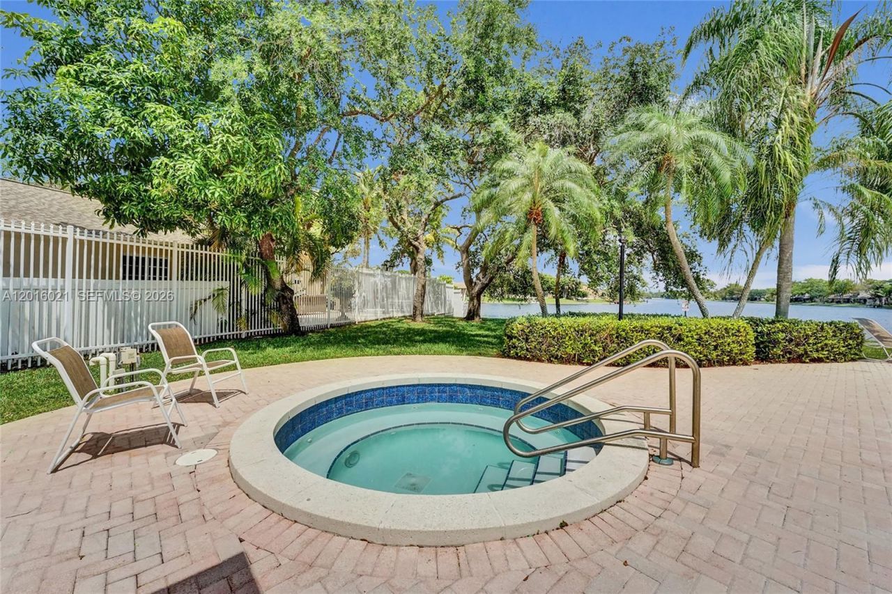 11730 NW 12th St, Pembroke Pines, FL 33026 Photo