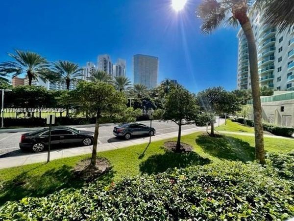 19370 Collins Ave , Unit 121, Sunny Isles Beach, FL 33160