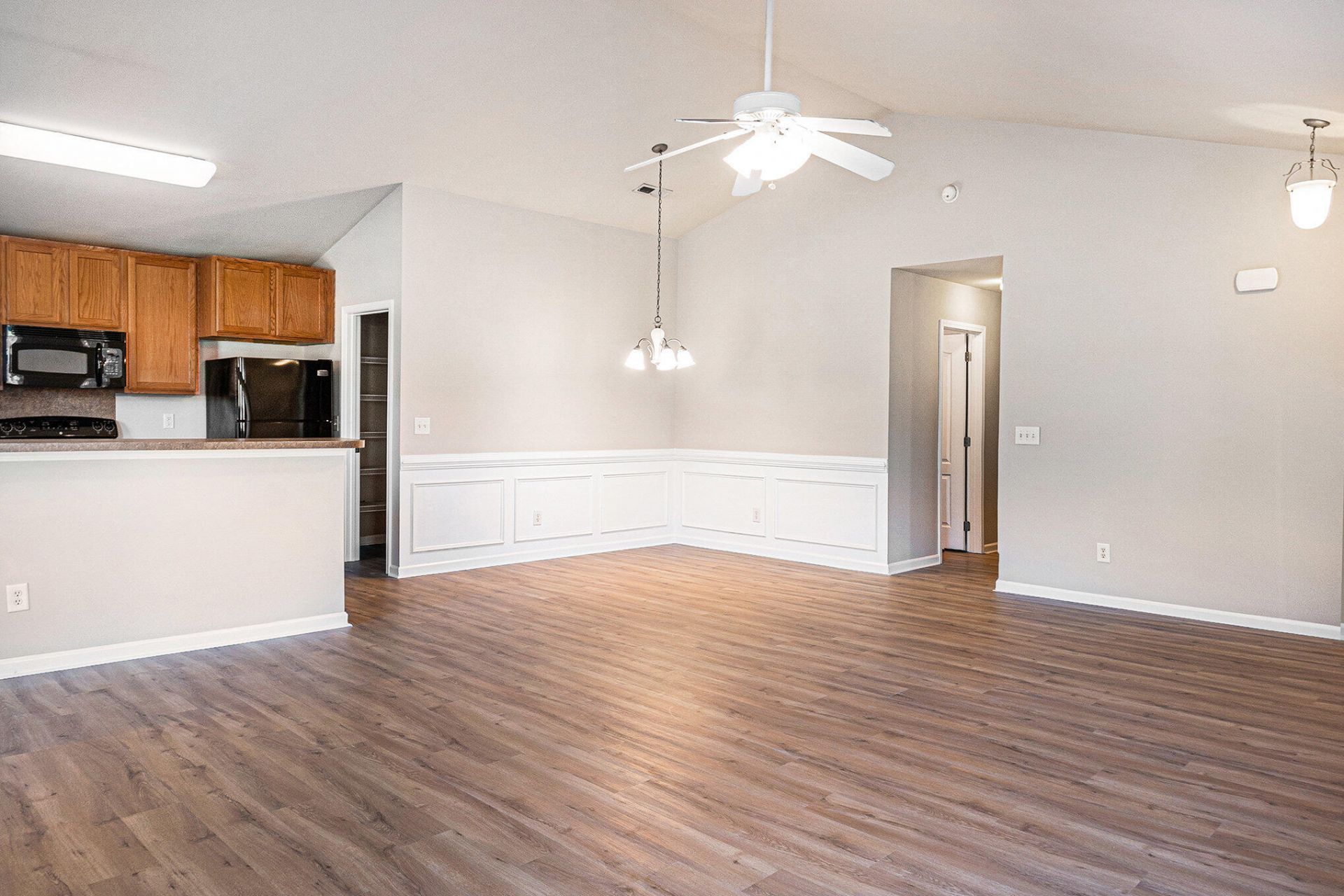 504 Savannah River Drive Photo 11