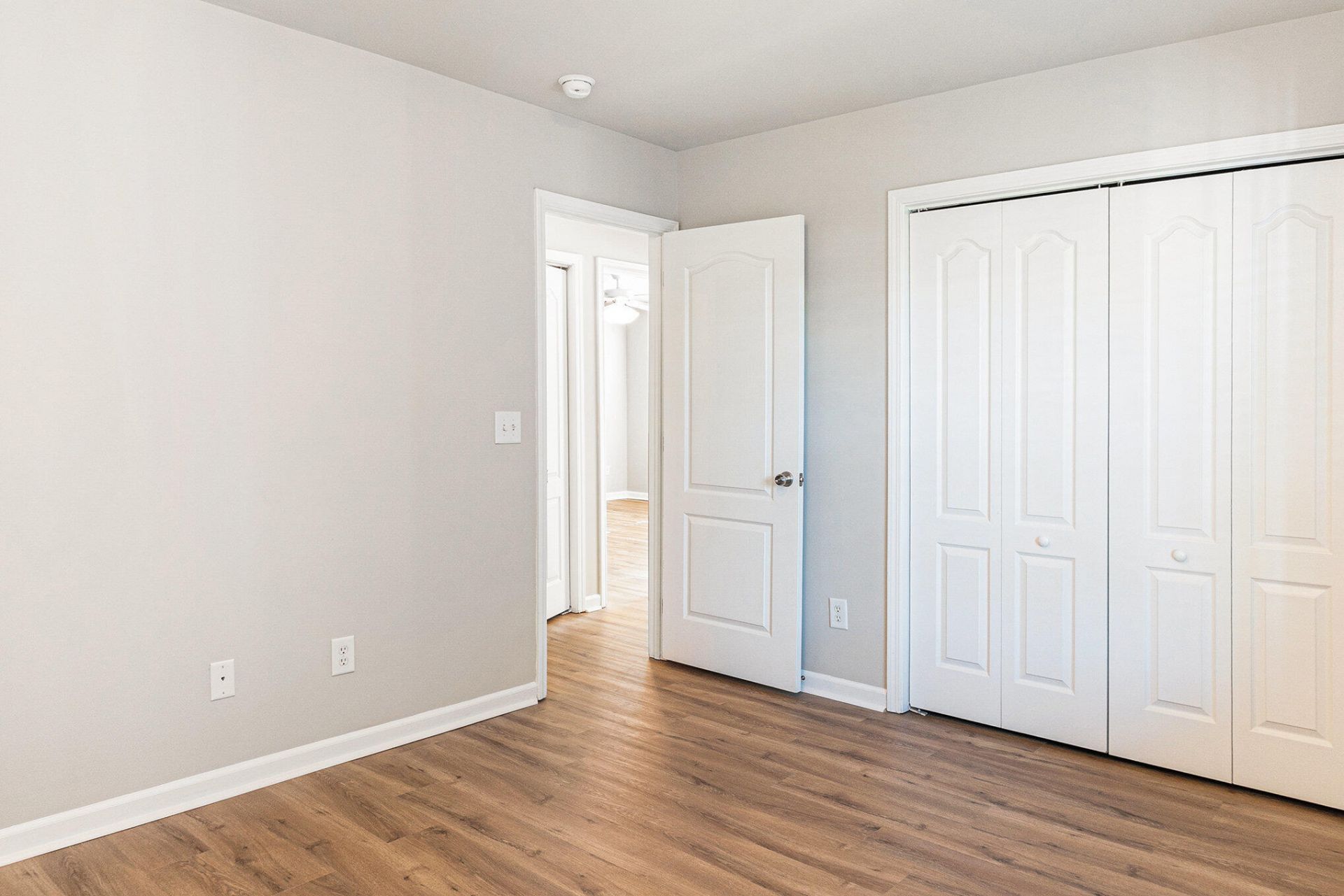 504 Savannah River Drive Photo 15