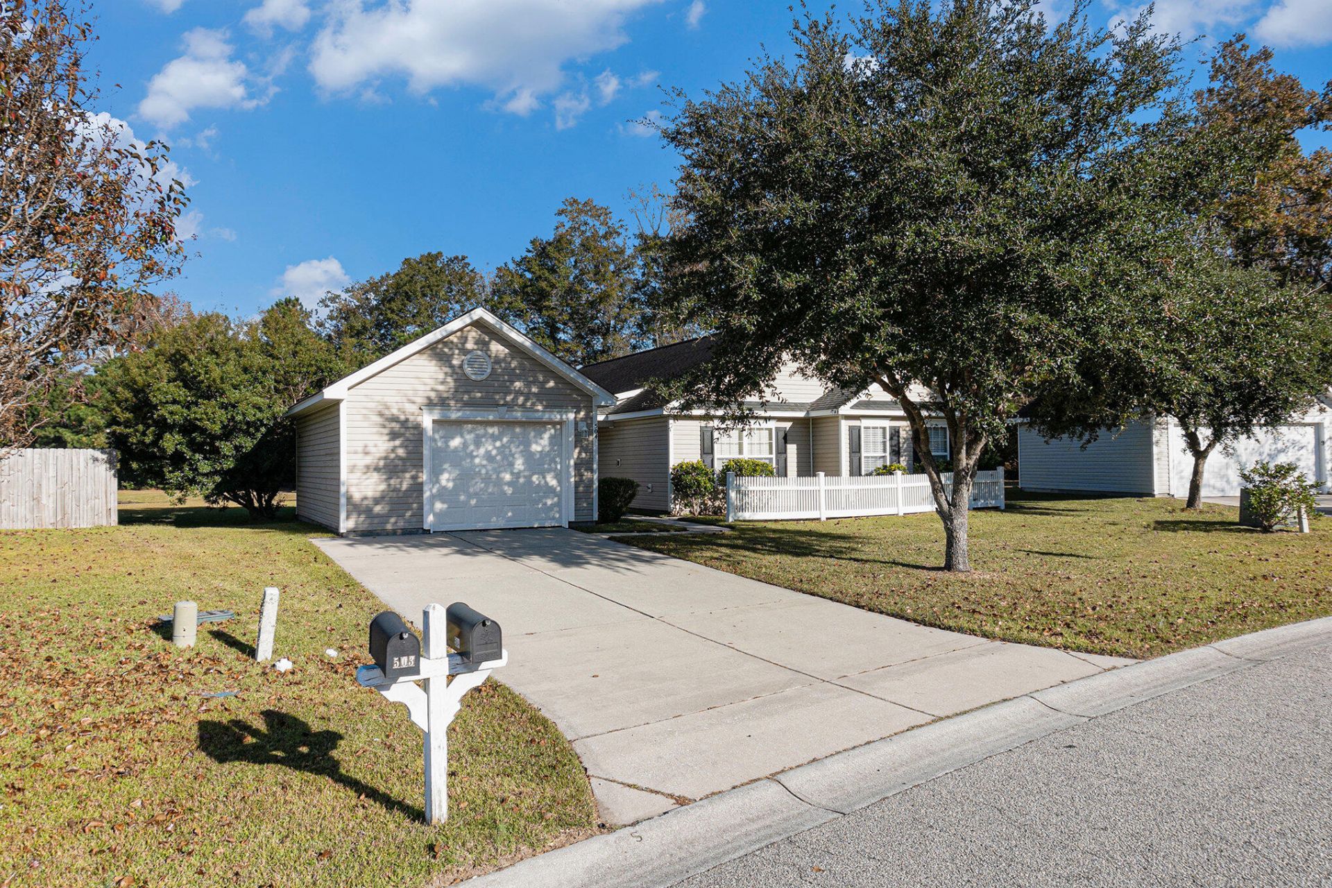504 Savannah River Drive Photo 4