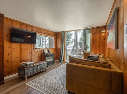 254 Bend Avenue, Kings Beach, CA 96143 Photo