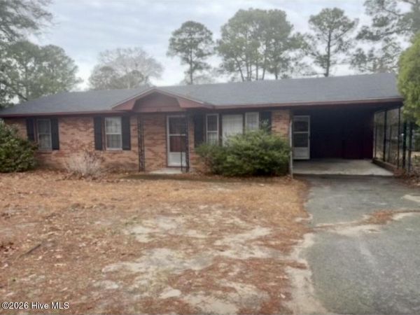 213 Rollingwood Drive, Dudley, NC 28333