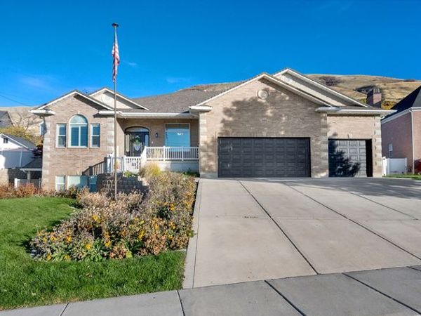 2051 S ESKELSEN LN , Perry, UT 84302