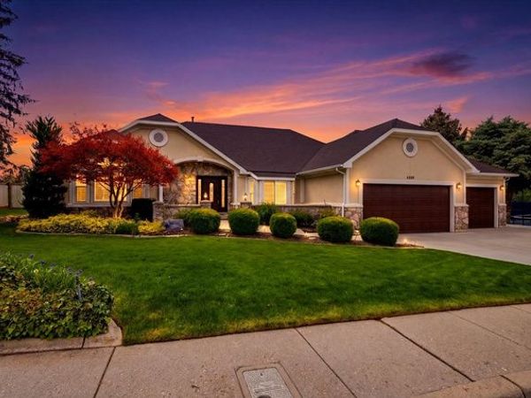 8228 S SET POINT CIR E, Sandy, UT 84093