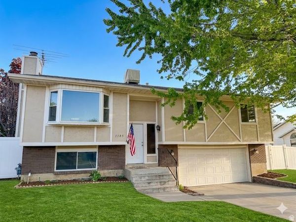 1185 W 725 N, Clearfield, UT 84015