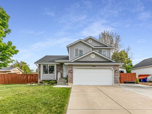 1796 W 1975 S, Syracuse, UT 84075