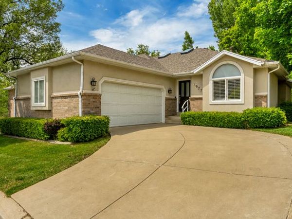 1077 E BROOK CIR , Kaysville, UT 84037