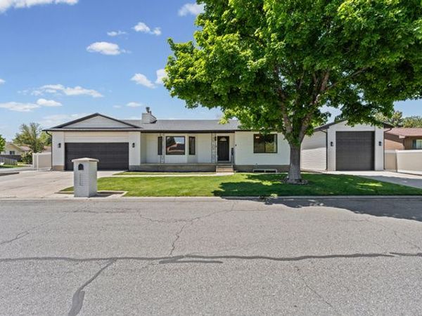 9712 S STONEHAVEN ST , South Jordan, UT 84009