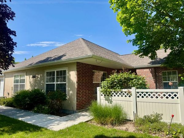 2104 W JORDAN VILLA DR S, West Jordan, UT 84088
