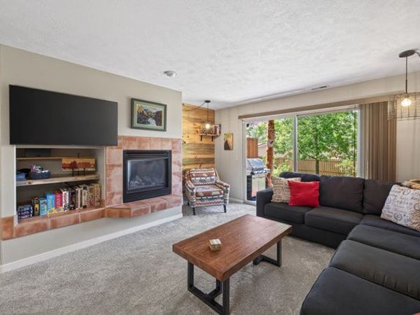 314 E PUEBLO CT , Moab, UT 84532