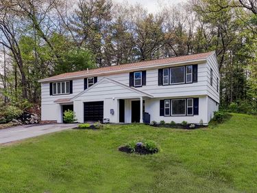 12 Davis Road, Merrimack, NH 03054