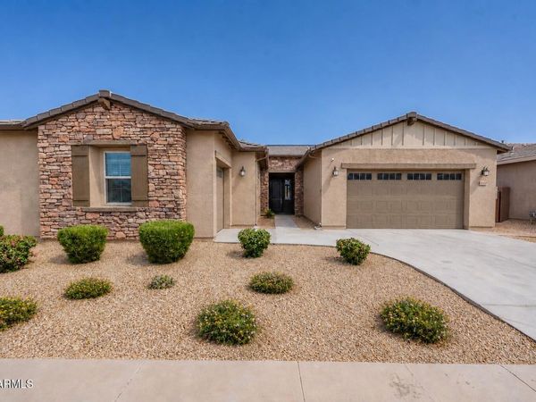 18934 W SIERRA Street, Surprise, AZ 85388