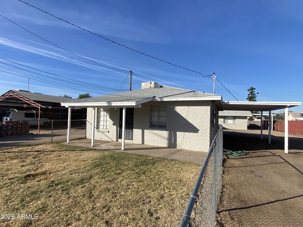 9208 N 10TH Street, Phoenix, AZ 85020