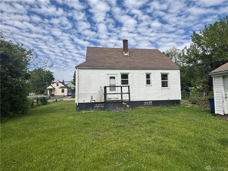 1966 Peach Tree Avenue, Dayton, OH 45406 Photo 2