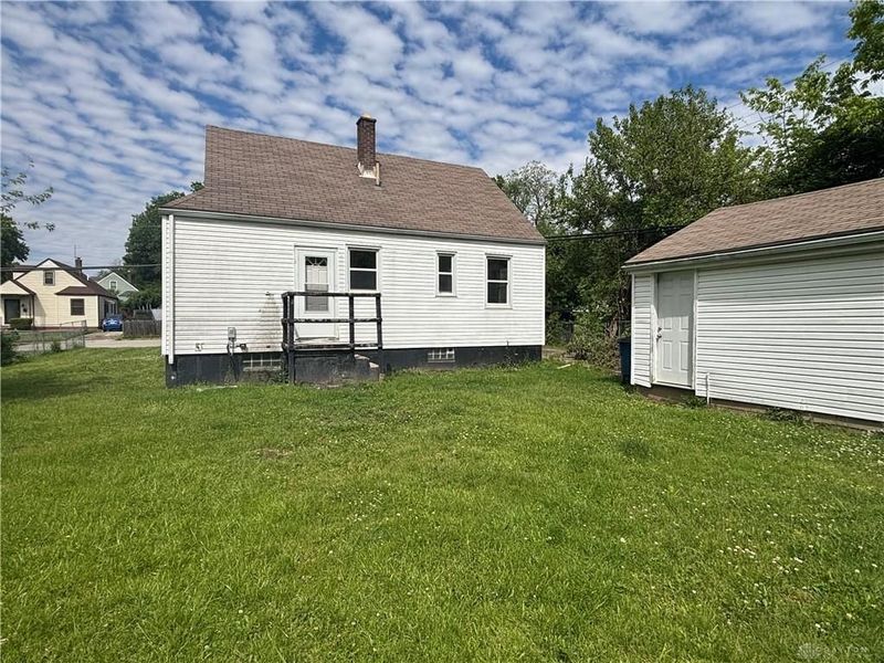 1966 Peach Tree Avenue, Dayton, OH 45406 Photo 3