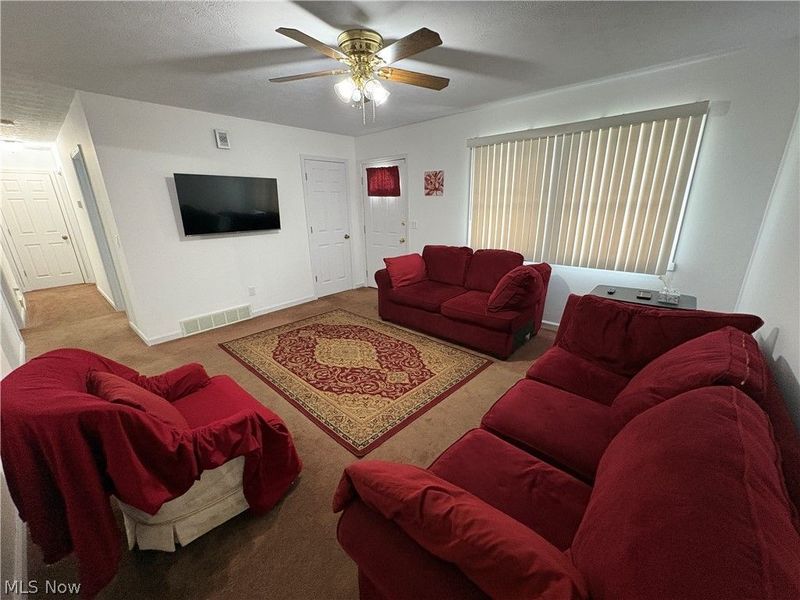 1945 Nair Street , Youngstown, OH 44505 Photo 5