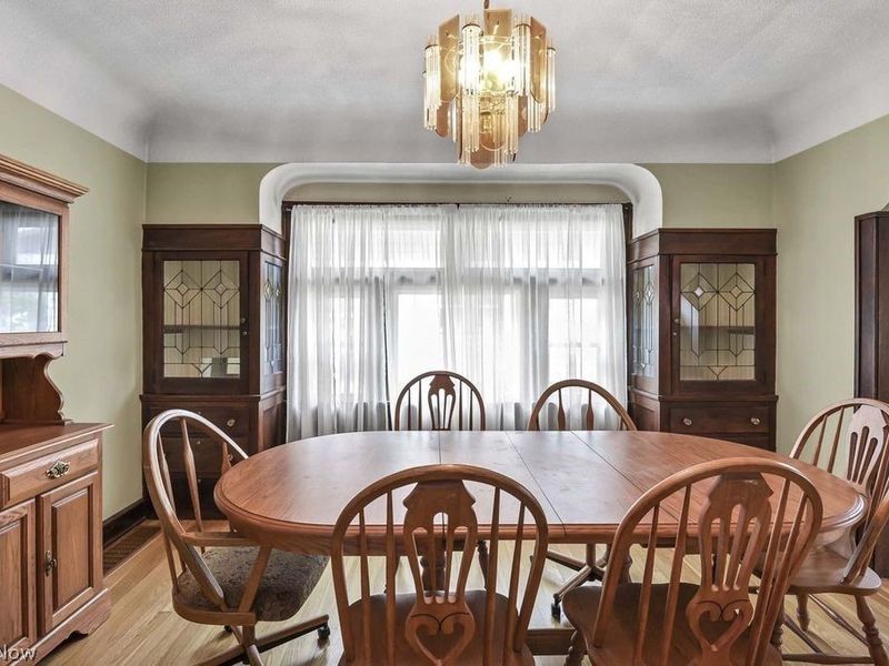 1733 Saratoga Avenue , Cleveland, OH 44109 Photo 14