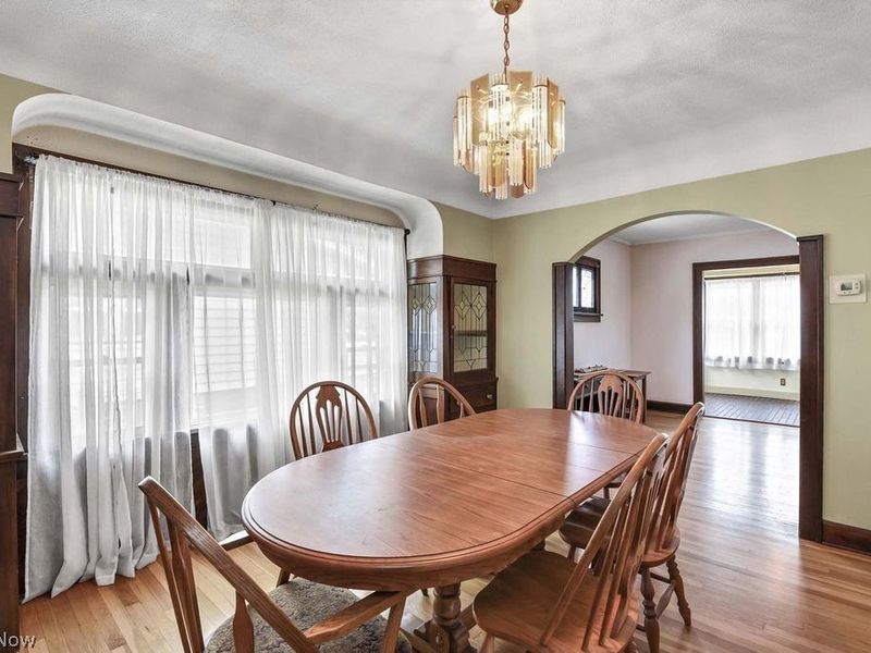 1733 Saratoga Avenue , Cleveland, OH 44109 Photo 15