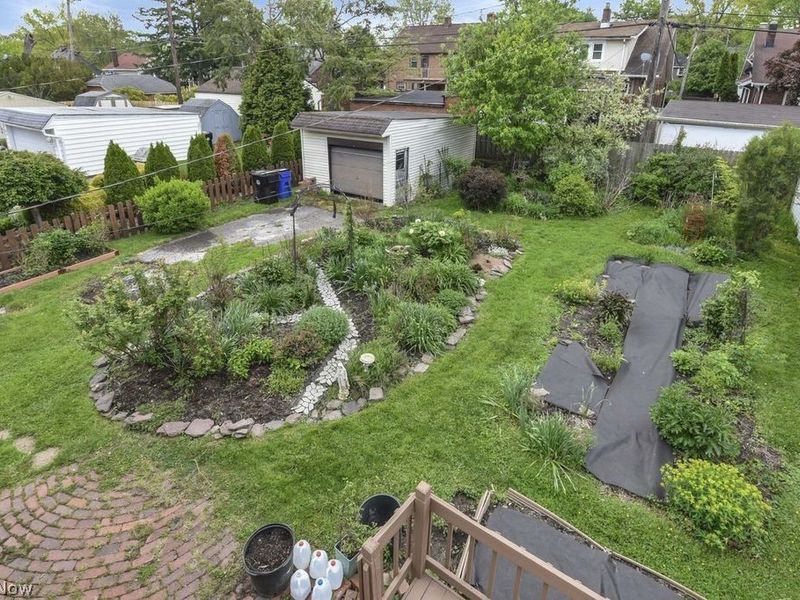1733 Saratoga Avenue , Cleveland, OH 44109 Photo 28