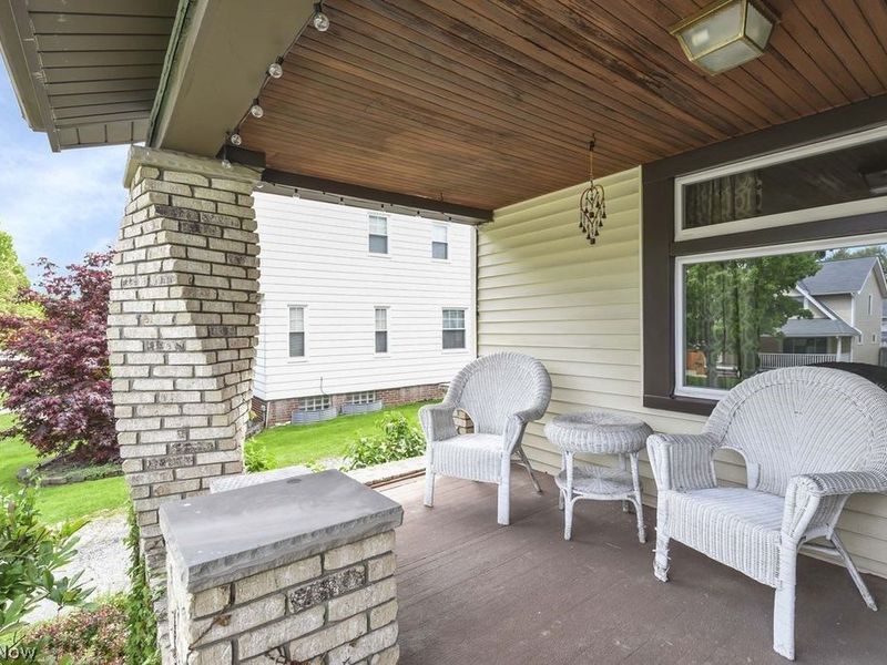 1733 Saratoga Avenue , Cleveland, OH 44109 Photo 5