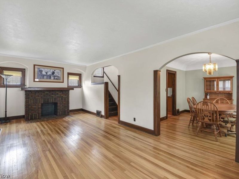1733 Saratoga Avenue , Cleveland, OH 44109 Photo 8