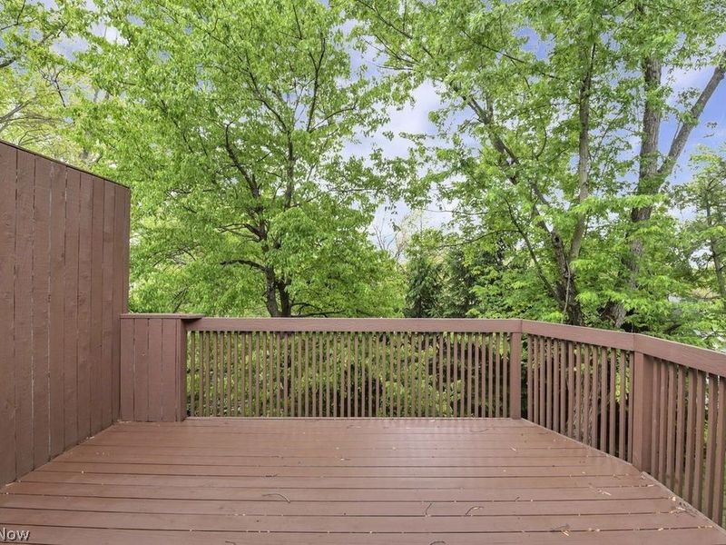 6813 Chaffee Court , Brecksville, OH 44141 Photo 11