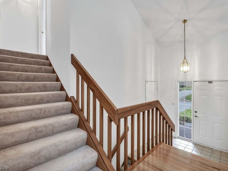 6813 Chaffee Court , Brecksville, OH 44141 Photo 3