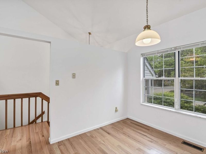 6813 Chaffee Court , Brecksville, OH 44141 Photo 5