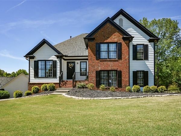 10 Arbor Hills S Road S, Talking Rock, GA 30175