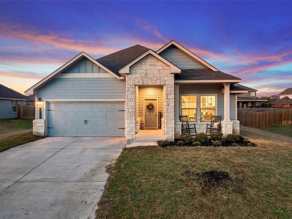 5717 Berkley Heights Drive , Waco, TX 76708
