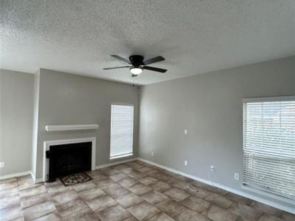 3617 W Northgate Drive, Unit 125, Irving, TX 75062