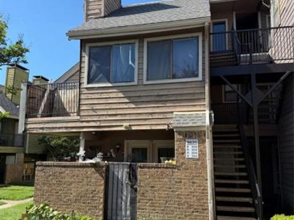 9835 Walnut Street , Unit 204, Dallas, TX 75243