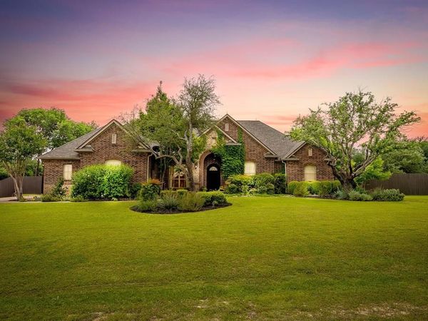 1736 Woodridge Court, Aledo, TX 76008
