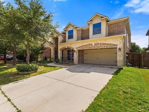 973 Tara Drive, Burleson, TX 76028