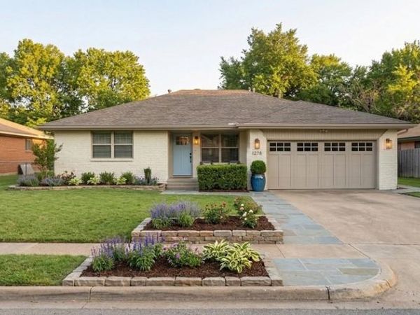 6540 Seco Boulevard , Dallas, TX 75217