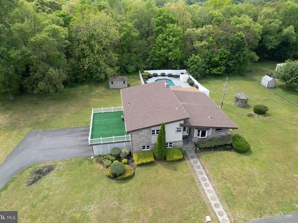 2811 BRYANT STREET, VINELAND, NJ 08361
