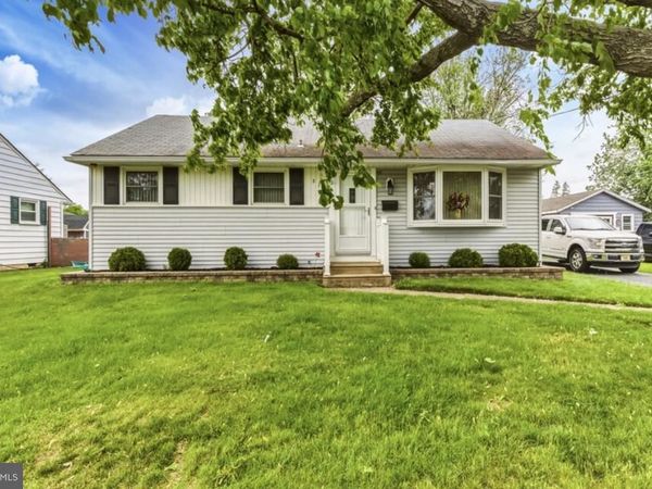 313 DREXEL AVENUE, BLACKWOOD, NJ 08012