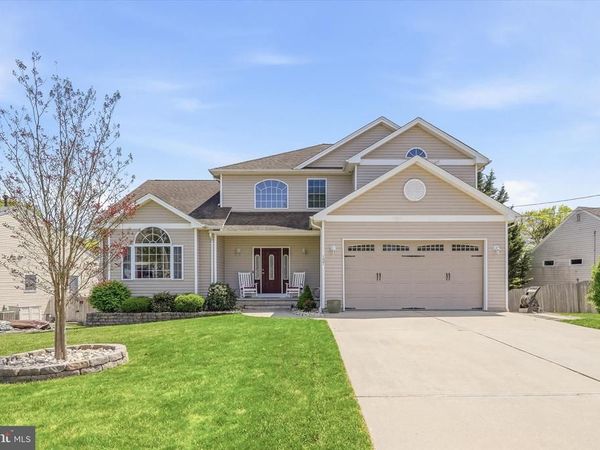 137 MOORING ROAD, MANAHAWKIN, NJ 08050