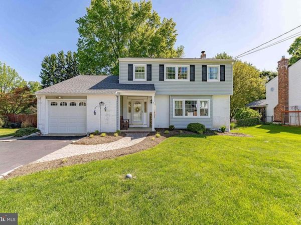 120 LAKEVIEW DRIVE, EXTON, PA 19341