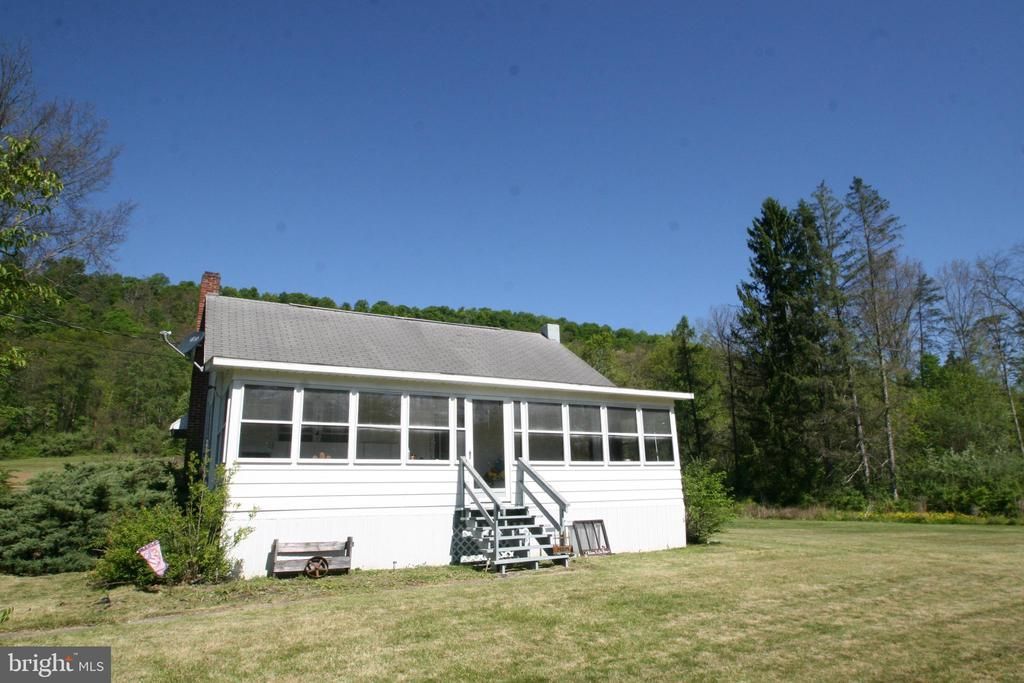 11133 POGUE ROAD, ORBISONIA, PA 17243