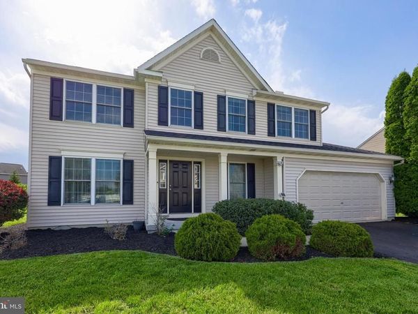 129 PICKWICK CIRCLE, PALMYRA, PA 17078