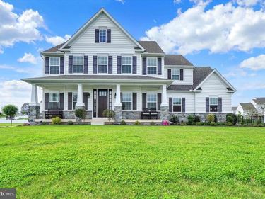 411 PEGGY LANE, NEW FREEDOM, PA 17349