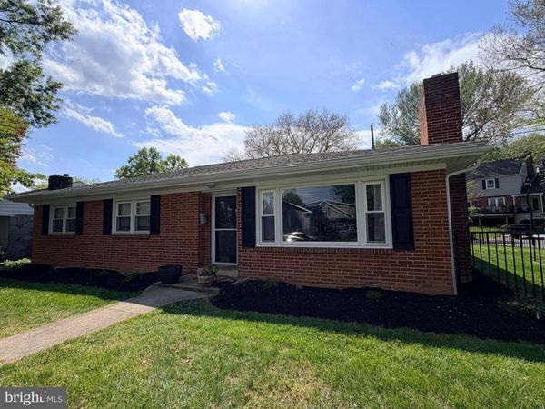 43 OAK LANE, HERSHEY, PA 17033